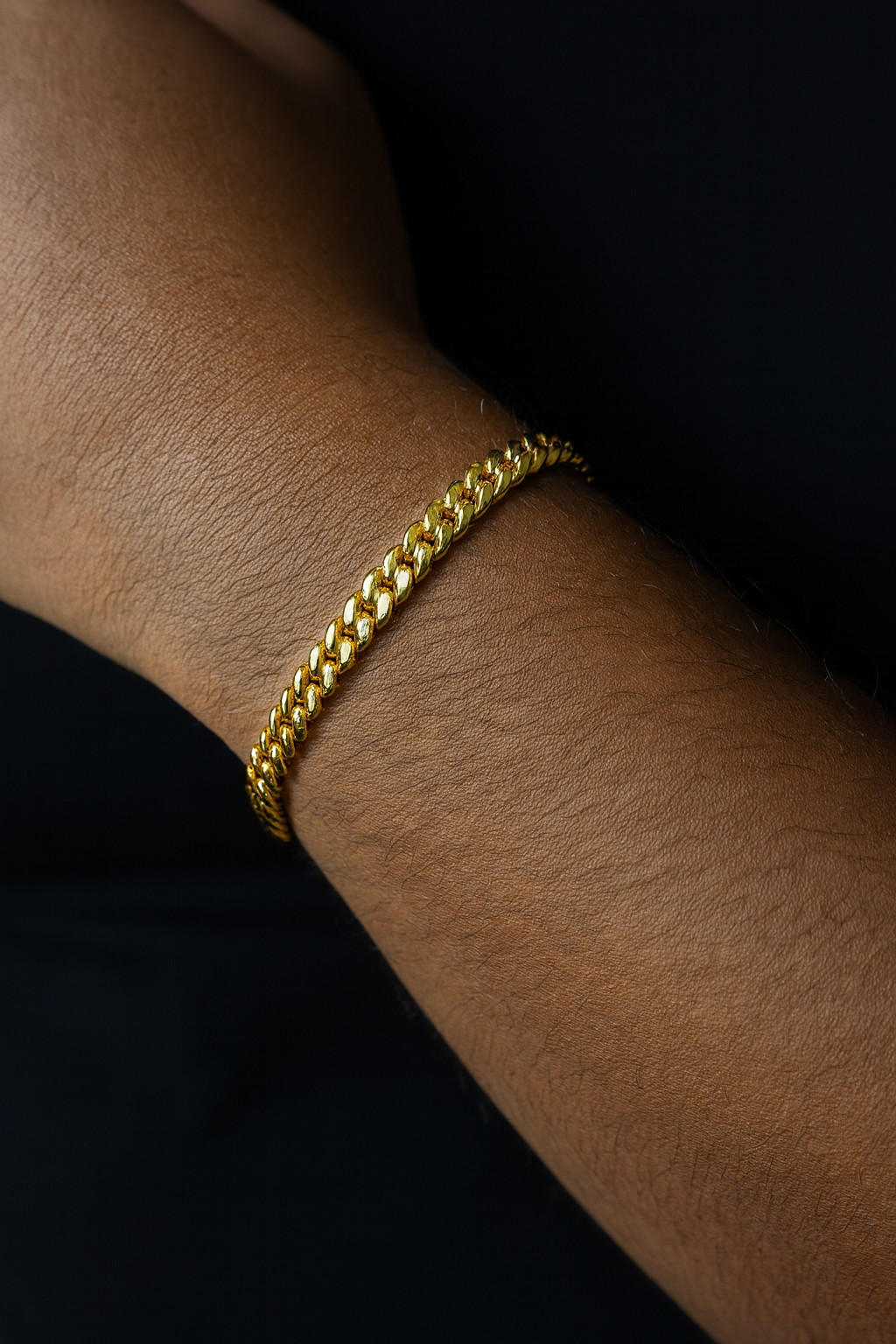 CLEAN CUBANA BRACELET - 6MM 18K GOLD