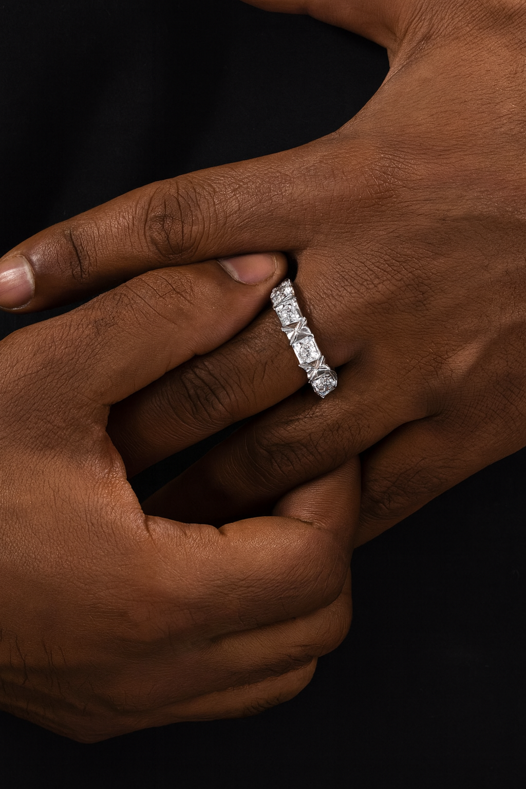 MOISSANITE ETERNITY X RING - WHITE GOLD