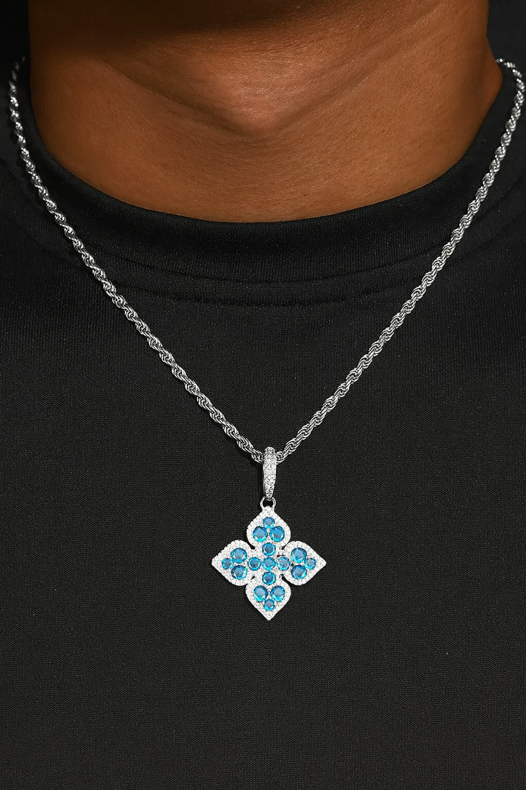 MOISSANITE BLUE CLOVER HANGER - WHITE GOLD