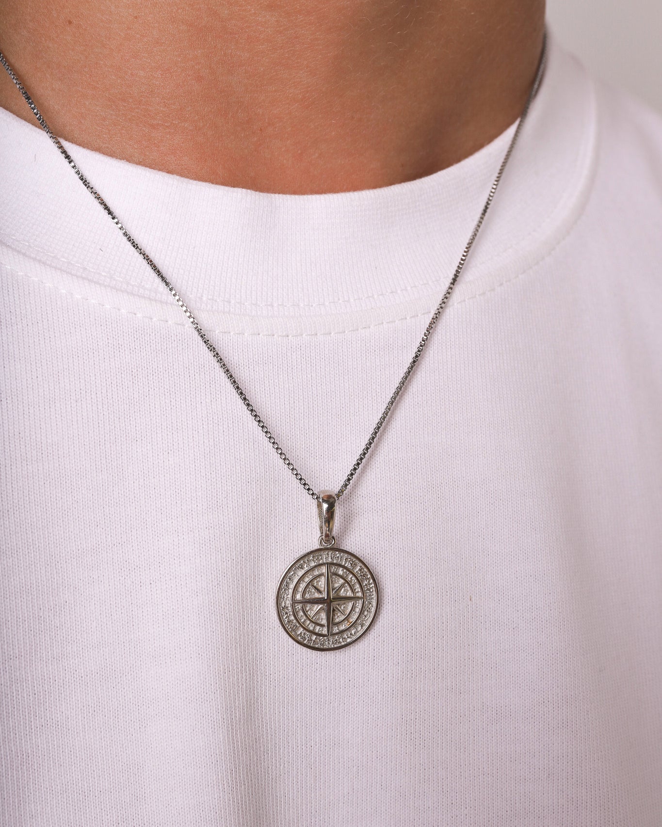 COMPASS HANGER 925 - GOLD PLATED