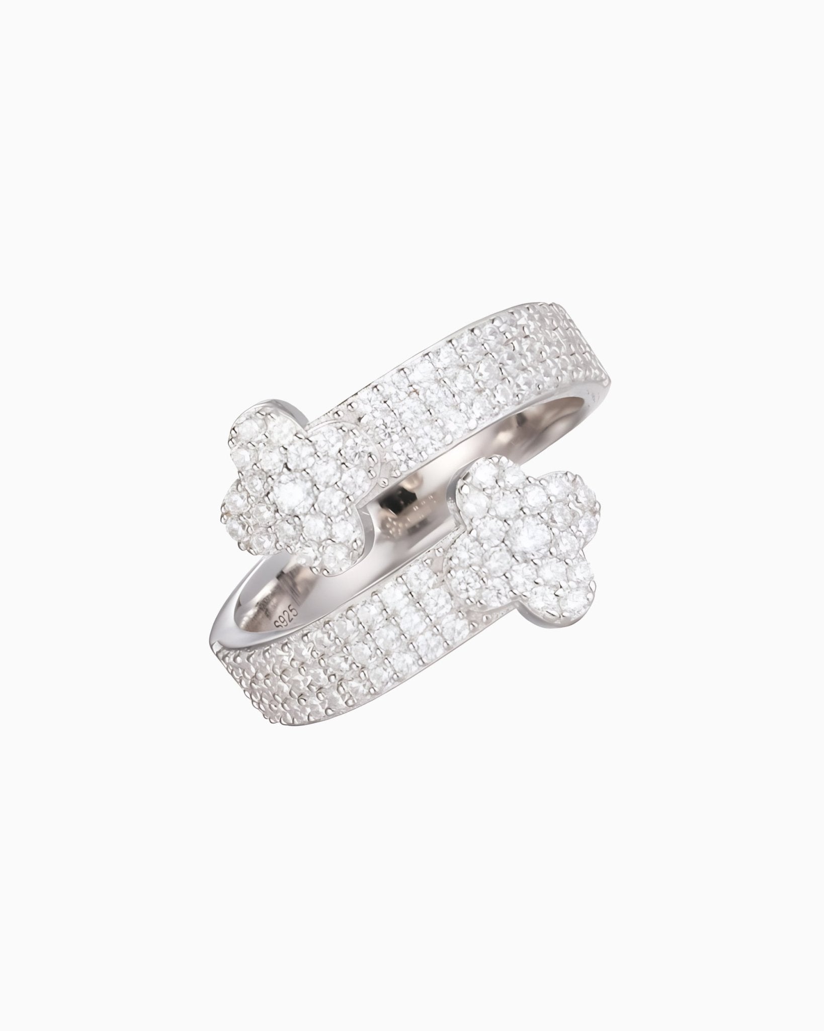 MOISSANITE HUGGING CLOVER RING - WHITE GOLD